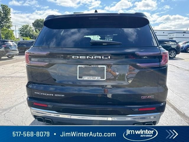 2024 GMC Acadia Denali