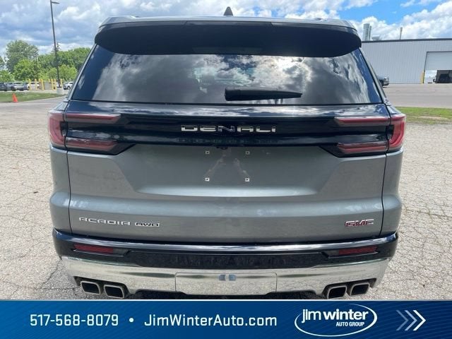 2025 GMC Acadia Denali