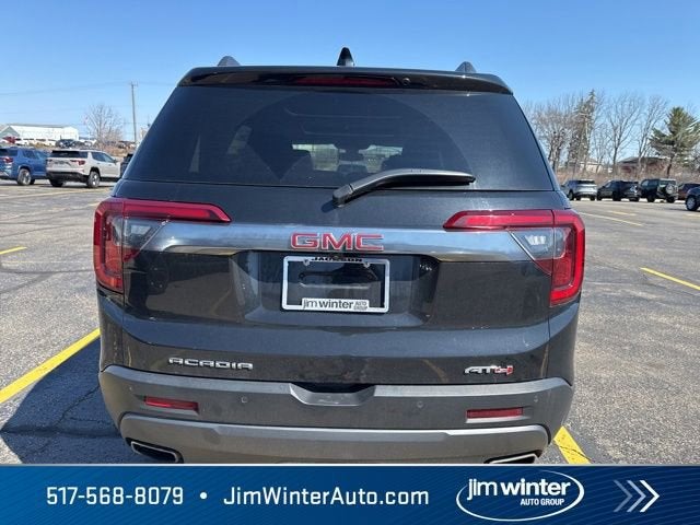 2023 GMC Acadia AT4