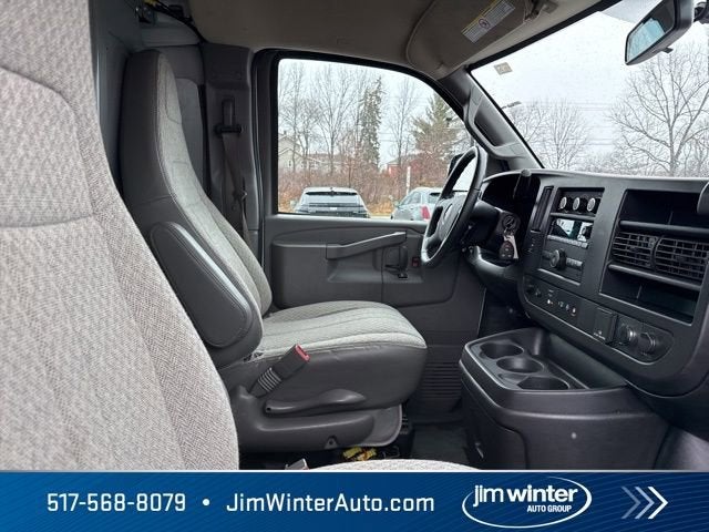 2022 GMC Savana Cargo 2500 Work Van