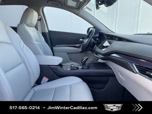 2023 Cadillac XT4 Luxury