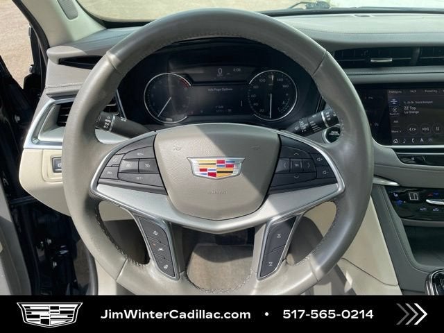 2022 Cadillac XT5 AWD Premium Luxury