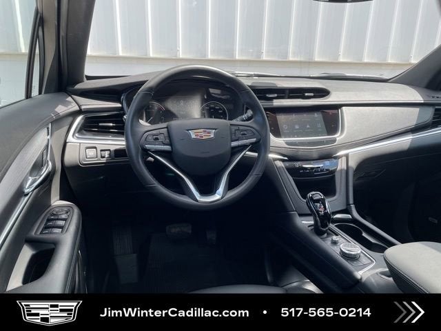 2024 Cadillac XT6 Luxury