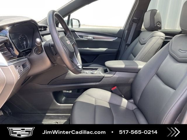 2024 Cadillac XT6 Luxury