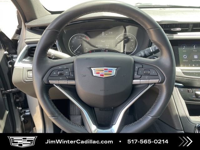2024 Cadillac XT6 Luxury