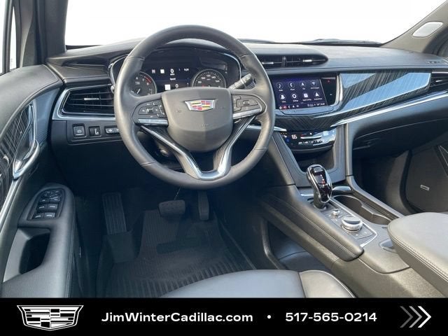 2025 Cadillac XT6 Premium Luxury