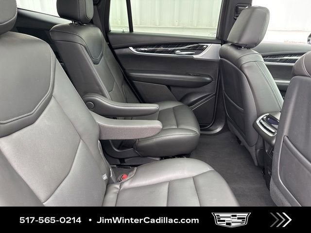 2025 Cadillac XT6 Premium Luxury