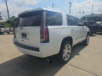 2016 Cadillac Escalade Luxury Collection