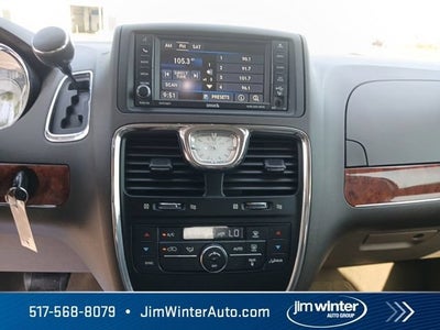 2015 Chrysler Town & Country Touring