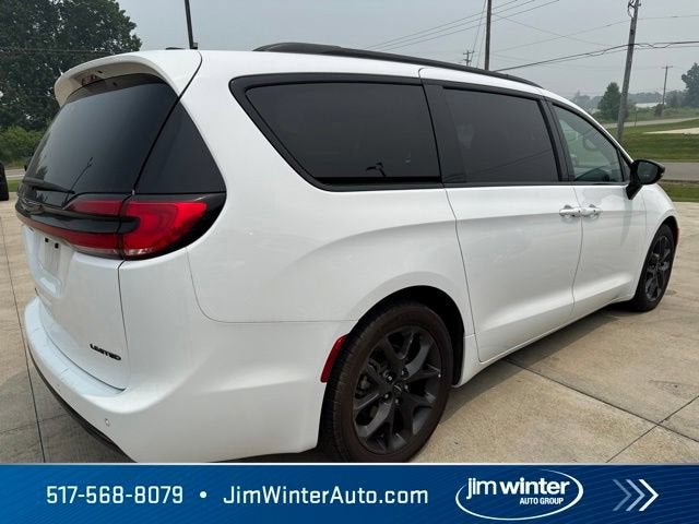 2025 Chrysler Pacifica Limited