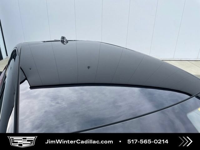 2025 Cadillac OPTIQ Luxury 1