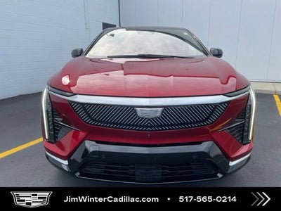 2025 Cadillac OPTIQ Luxury 1