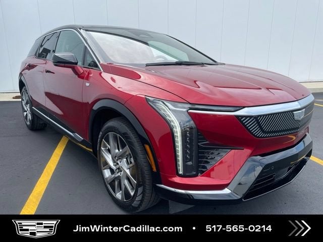 2025 Cadillac OPTIQ Luxury 1