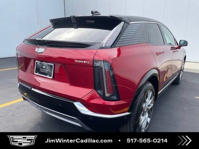 2025 Cadillac OPTIQ Luxury 1