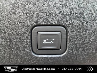 2025 Cadillac OPTIQ Luxury 2