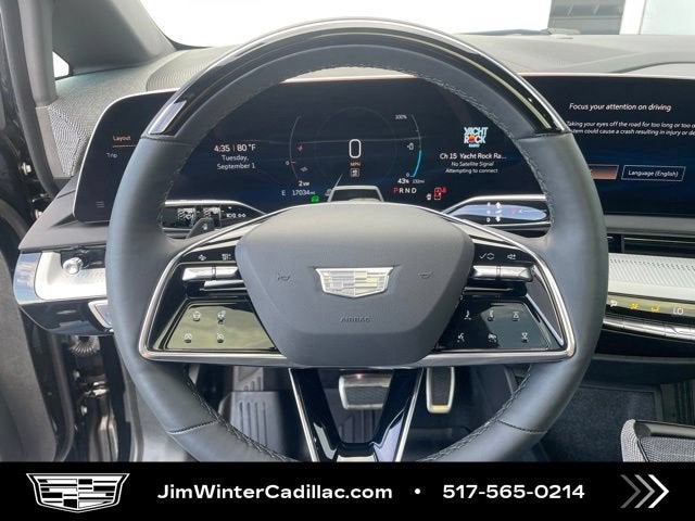 2025 Cadillac OPTIQ Luxury 2