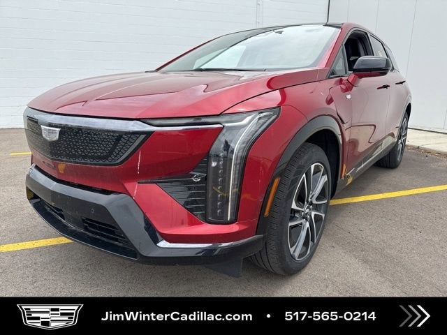 2025 Cadillac OPTIQ Sport 2