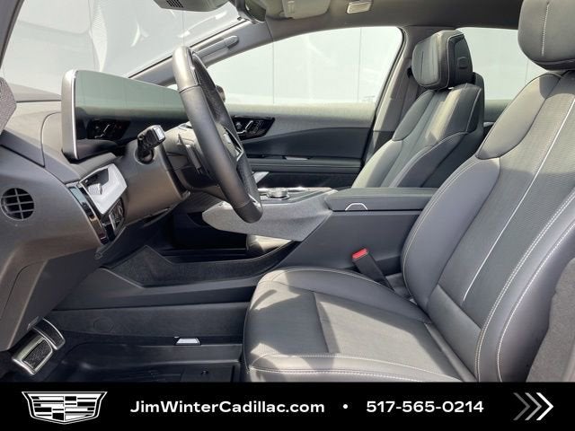 2025 Cadillac OPTIQ Sport 2