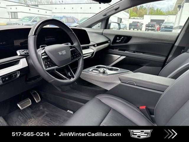 2025 Cadillac OPTIQ Sport 2