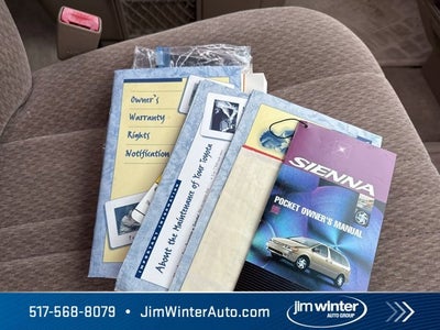 2001 Toyota Sienna CE