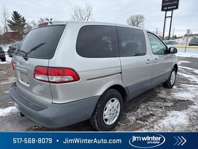 2001 Toyota Sienna CE