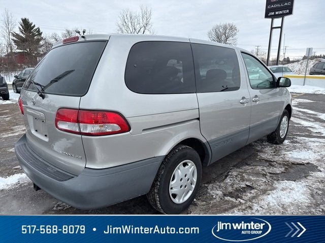 2001 Toyota Sienna CE