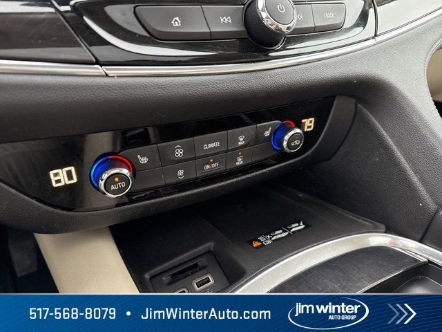 2023 Buick Enclave Essence