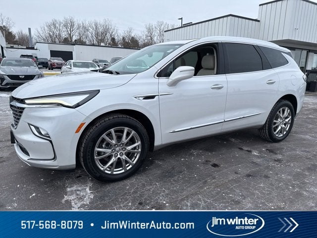 2023 Buick Enclave Essence
