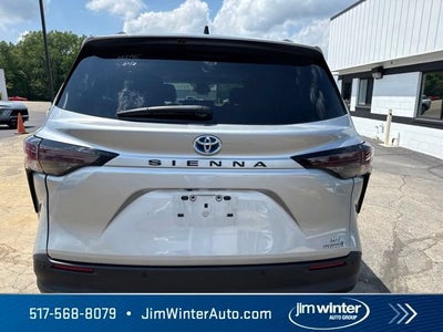 2023 Toyota Sienna XLE