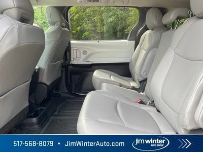 2025 Toyota Sienna XLE