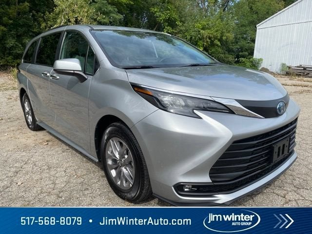 2025 Toyota Sienna XLE