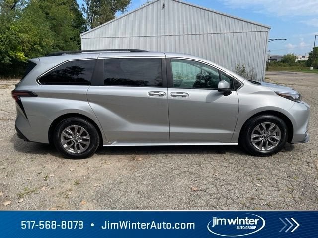 2025 Toyota Sienna XLE