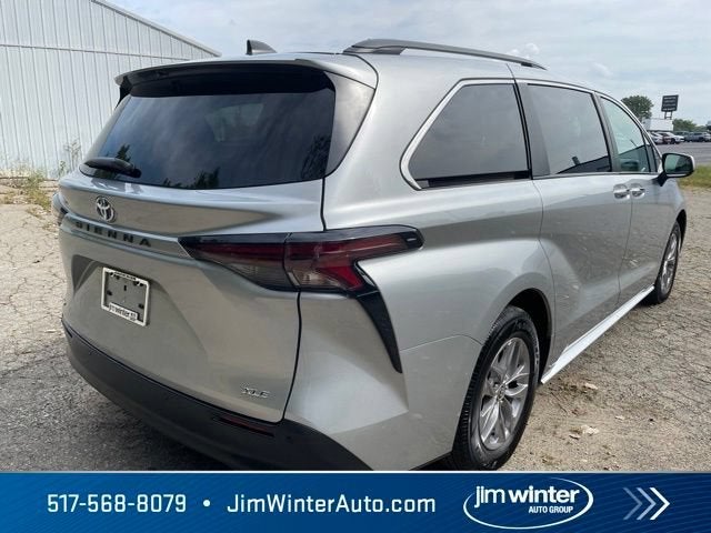2025 Toyota Sienna XLE
