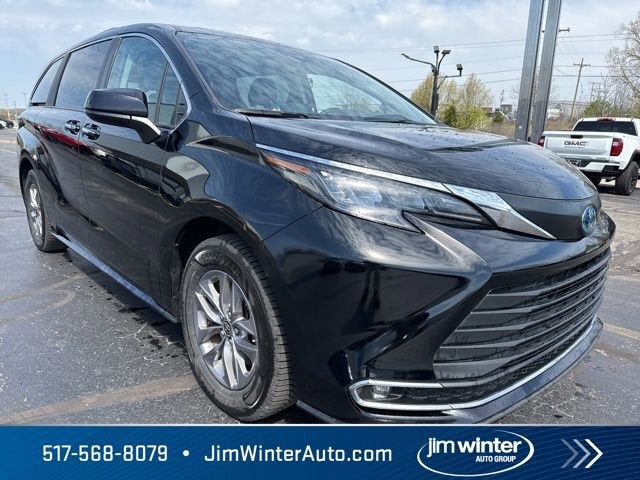 2024 Toyota Sienna XLE