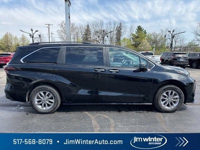 2024 Toyota Sienna XLE