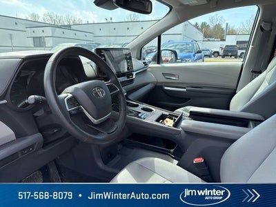 2024 Toyota Sienna XLE