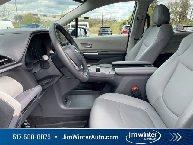 2024 Toyota Sienna XLE
