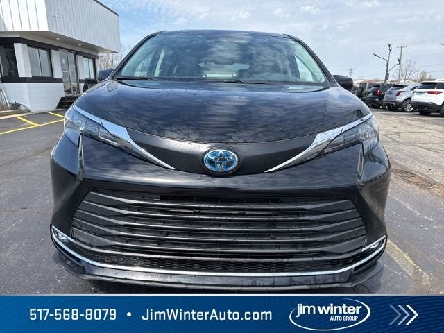 2024 Toyota Sienna XLE