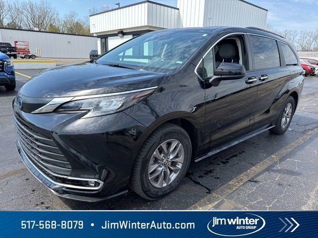 2024 Toyota Sienna XLE
