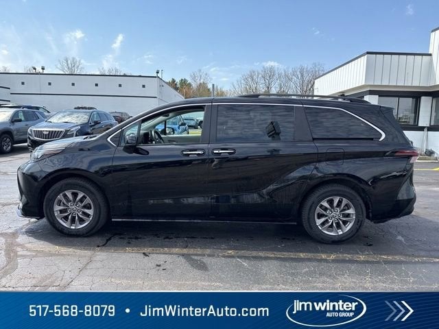 2024 Toyota Sienna XLE