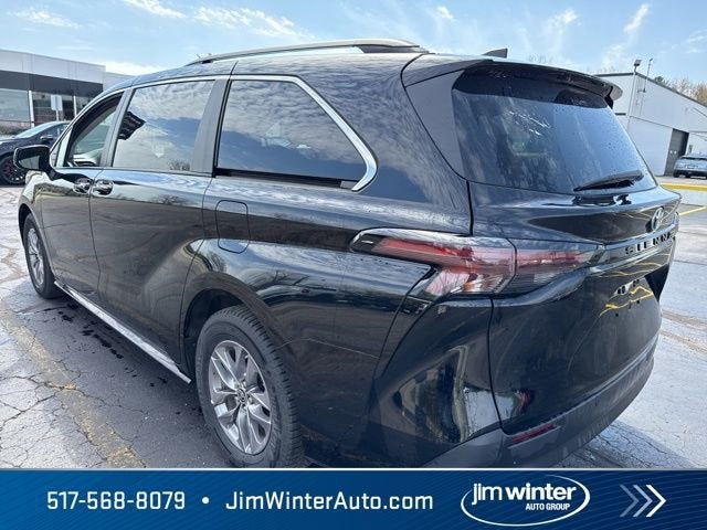 2024 Toyota Sienna XLE